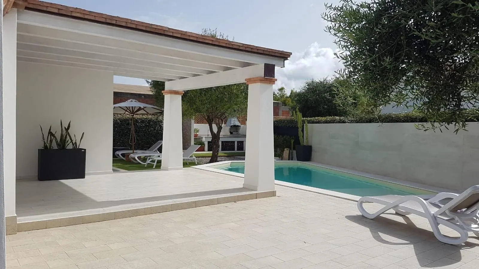 Villa Ilaria Con Piscina Privata A 350 Mt Spiaggia Di Sabbia Tertenìa